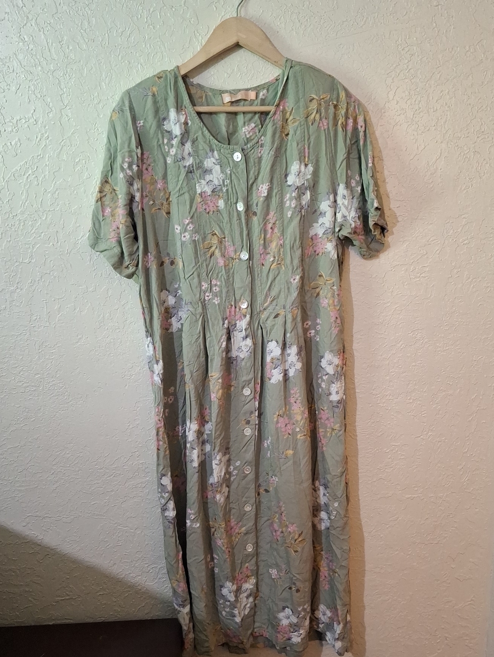 La Cera Floral Button-Front Maxi Dress in Sage Green